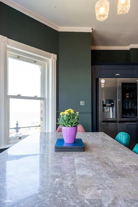 Luxury Duplex Penthouse On The Beach With Panoramic Sea Views Herne Bay Zewnętrze zdjęcie